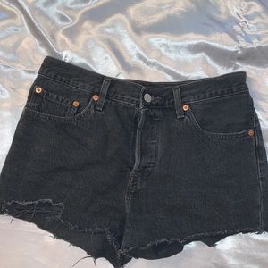 black 501 levis denim shorts